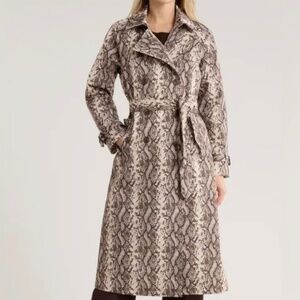 NWT Rebecca Minkoff Black & Cream Snake Skin Print Trench / Rain Coat